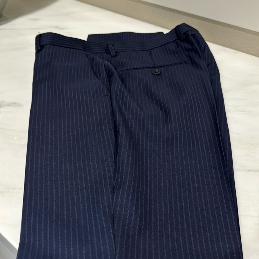 Men’s/Boys Express Navy Pinstripe Dress Pants. Slim 29x34. NWOT